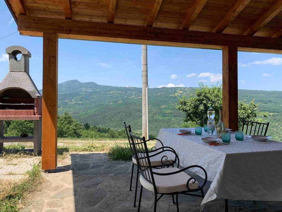 فيلا La Casa Sulla Collina Varsi المظهر الخارجي الصورة